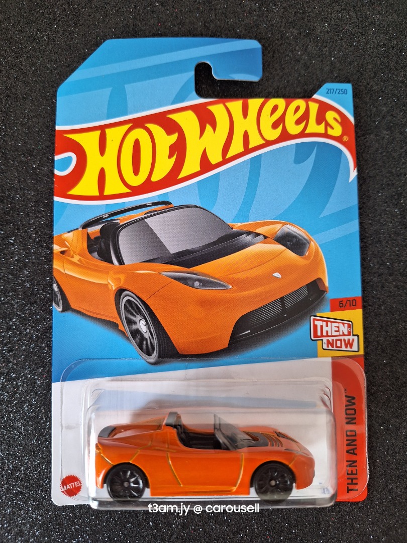 Hot Wheels Tesla Roadster Orange 2023, Hobbies & Toys, Toys & Games on