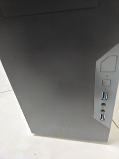 （分類：）位於 。 由 aralepig 提交（商品編號 1241292621，圖片 1）。簡介： 。