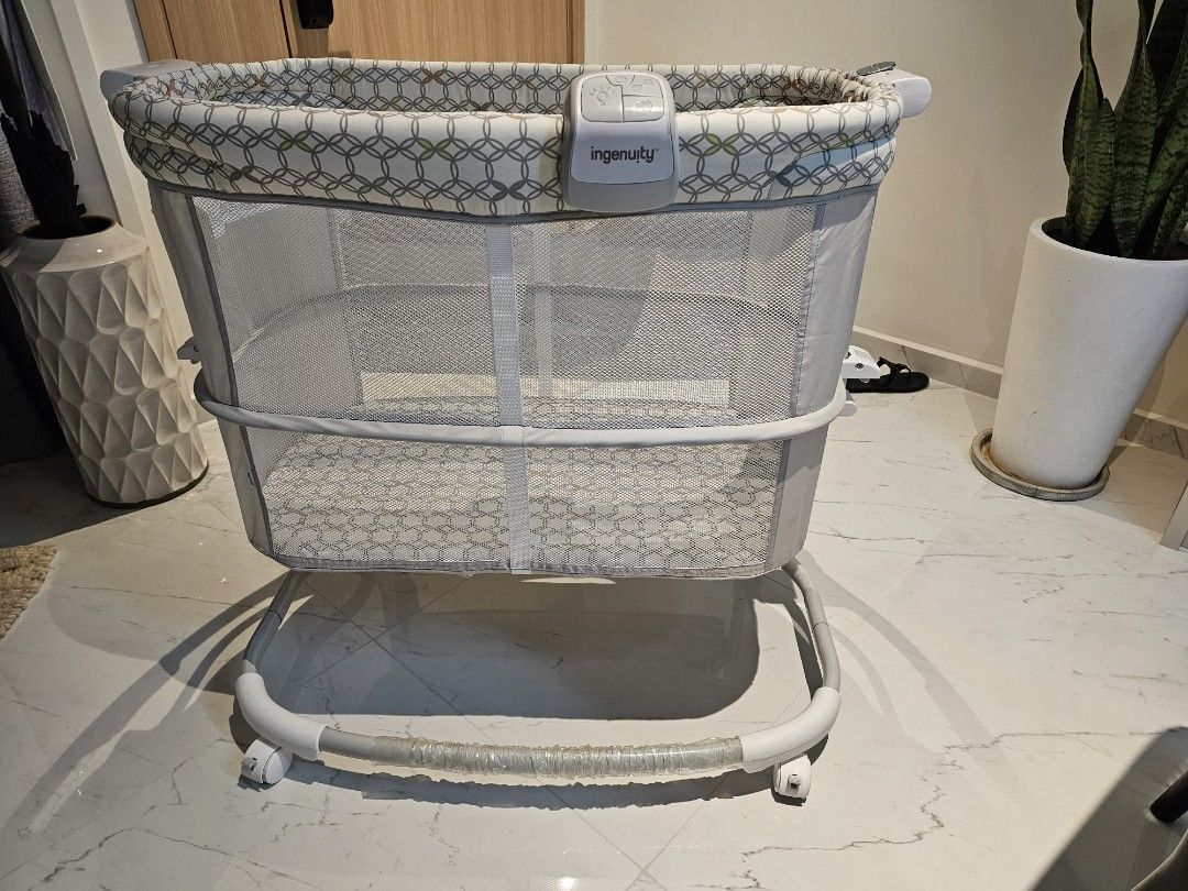 Ingenuity Cot Dream and Grow, Babies & Kids, Baby Nursery & Kids Furniture, Cots