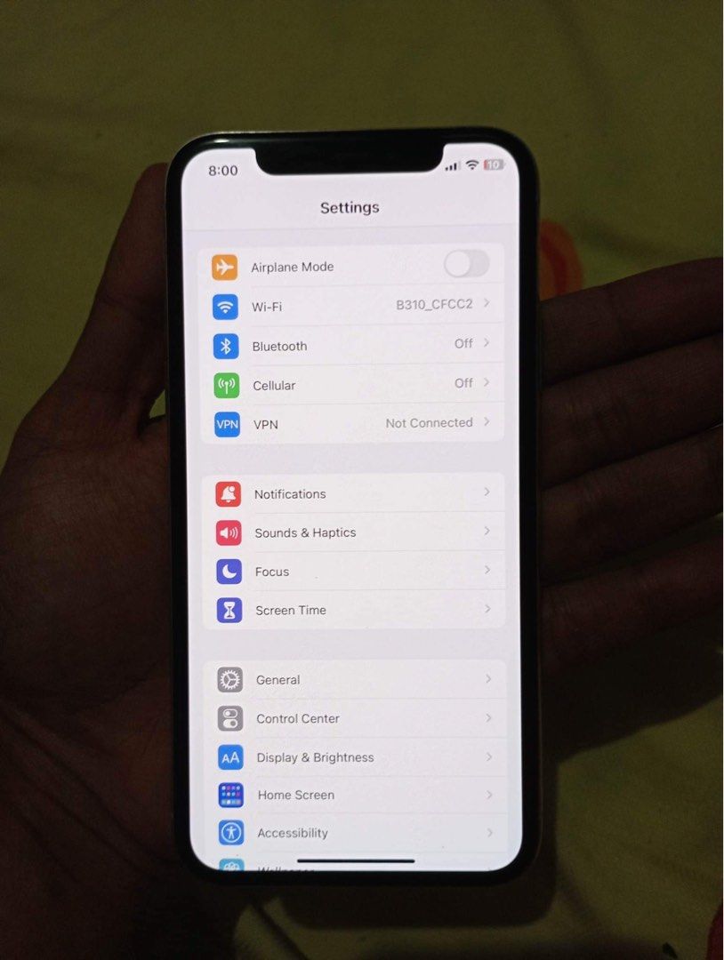 Iphone xs globelock (Category: iPhone X Series) located in Balagtas. Submitted by prestocream1994 (Listing ID 1241249685, Image 2). Description: Iphone xs 64 gb globelock 77% batt health 18 watts charger Slim case.