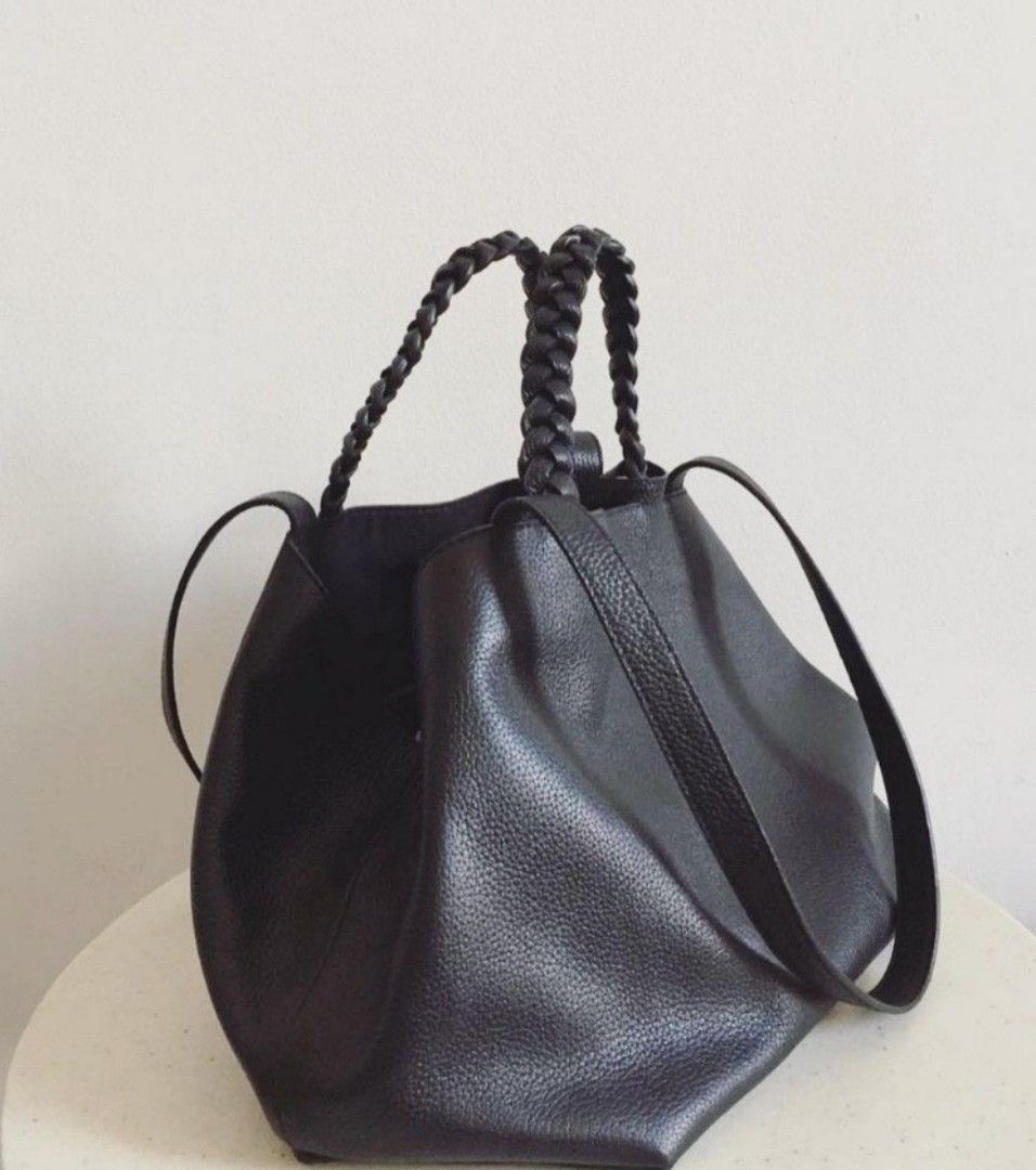 Sebby Leather Sling Bag