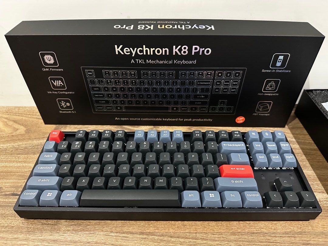 Keychron K8 Pro 茶軸(TKL layout, Brown Switch, RGB, Hot-Swappable