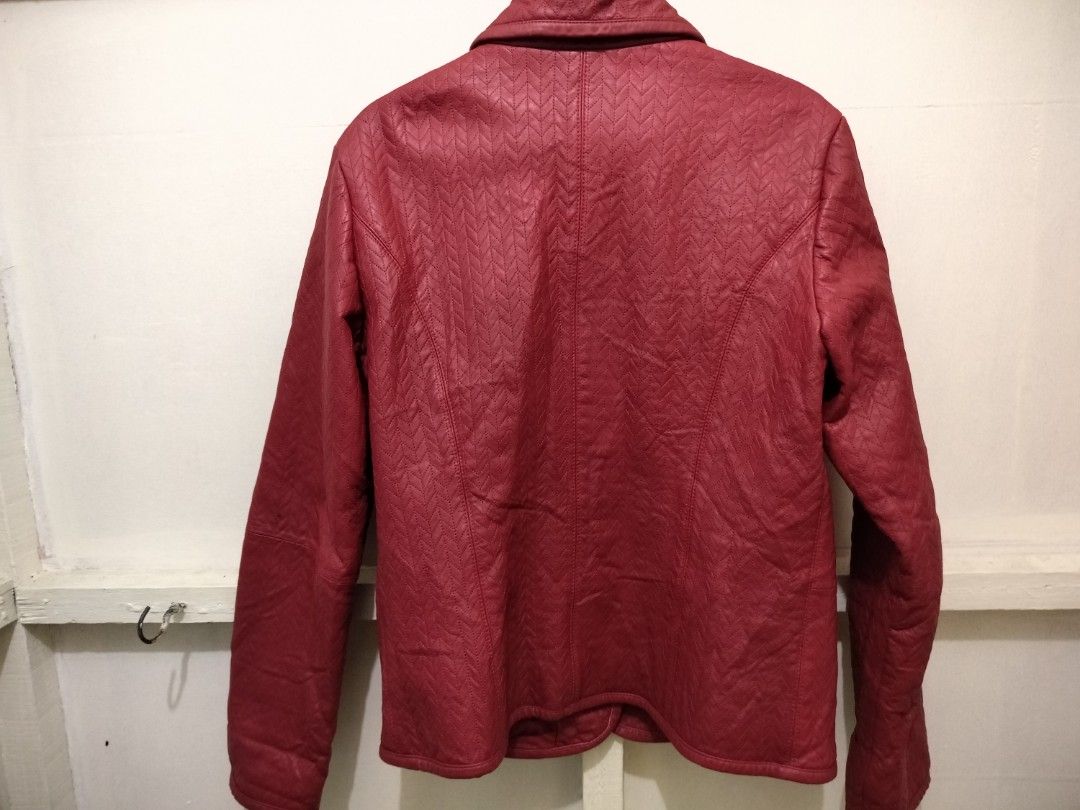 Liz Claiborne Leather Red Coat Men s Fashion Coats Jackets and Outerwear on Carousell