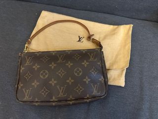 （分類：）位於 。 由 annn100 提交（商品編號 1241357652，圖片 1）。簡介： 。