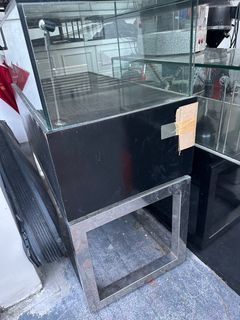 mall display cabinet