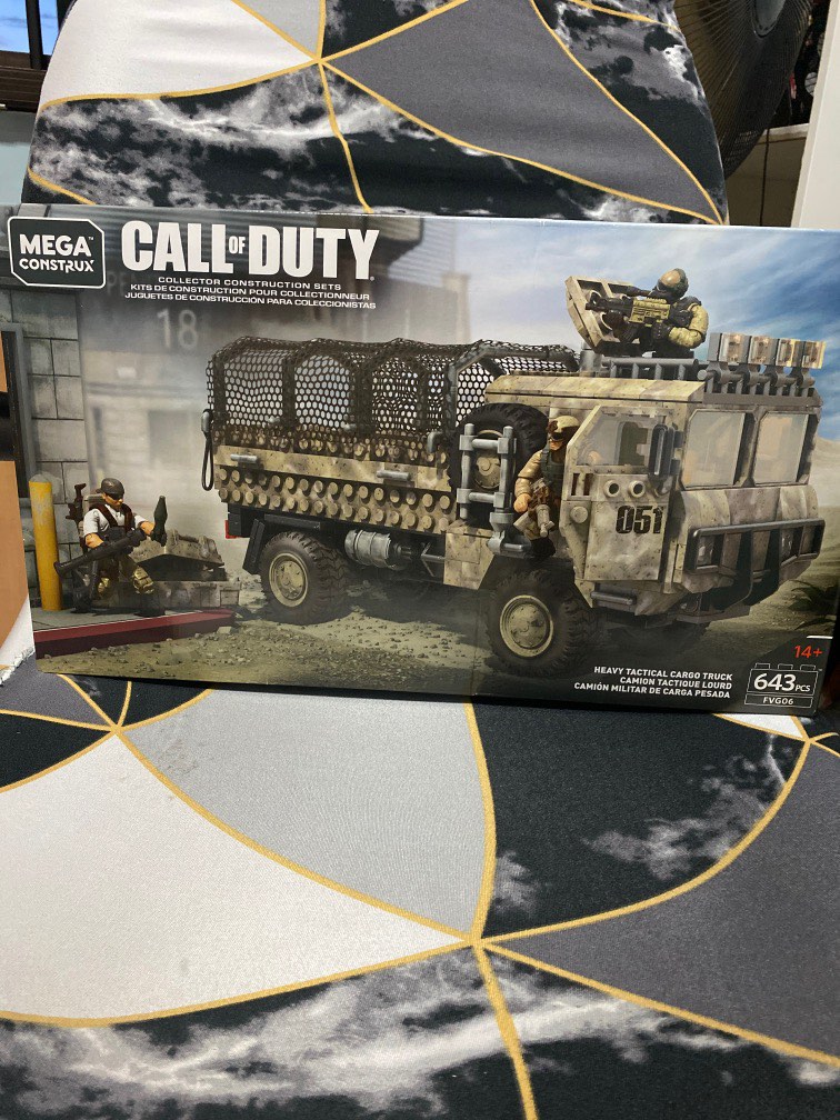 Mega construx call of online duty heavy tactical cargo truck