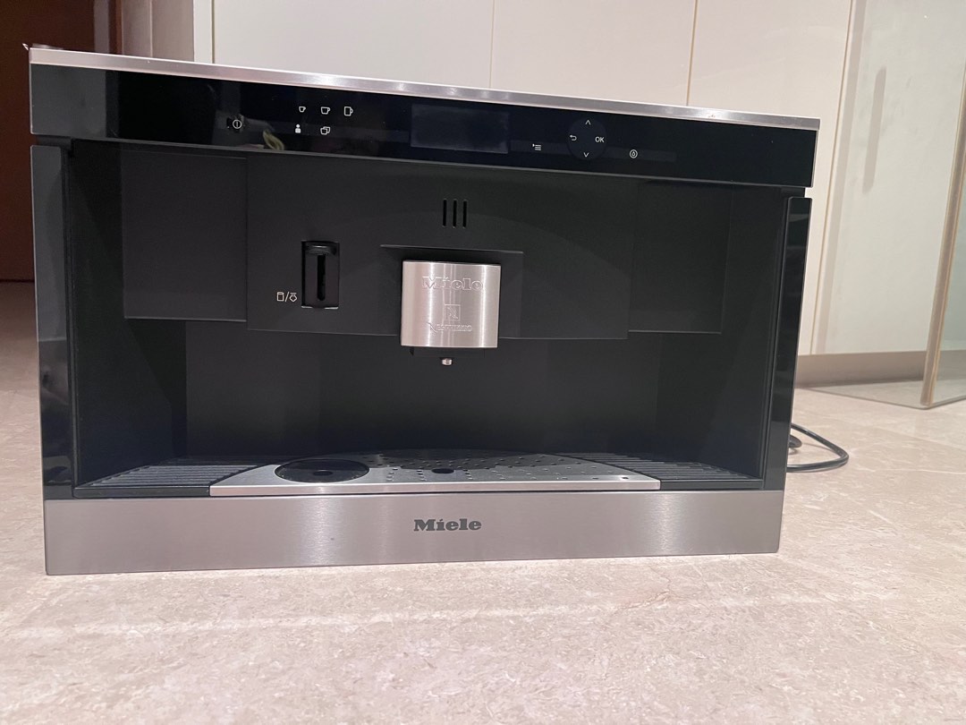 Miele espresso machine built in nespresso, TV & Home Appliances, Kitchen Appliances, Coffee