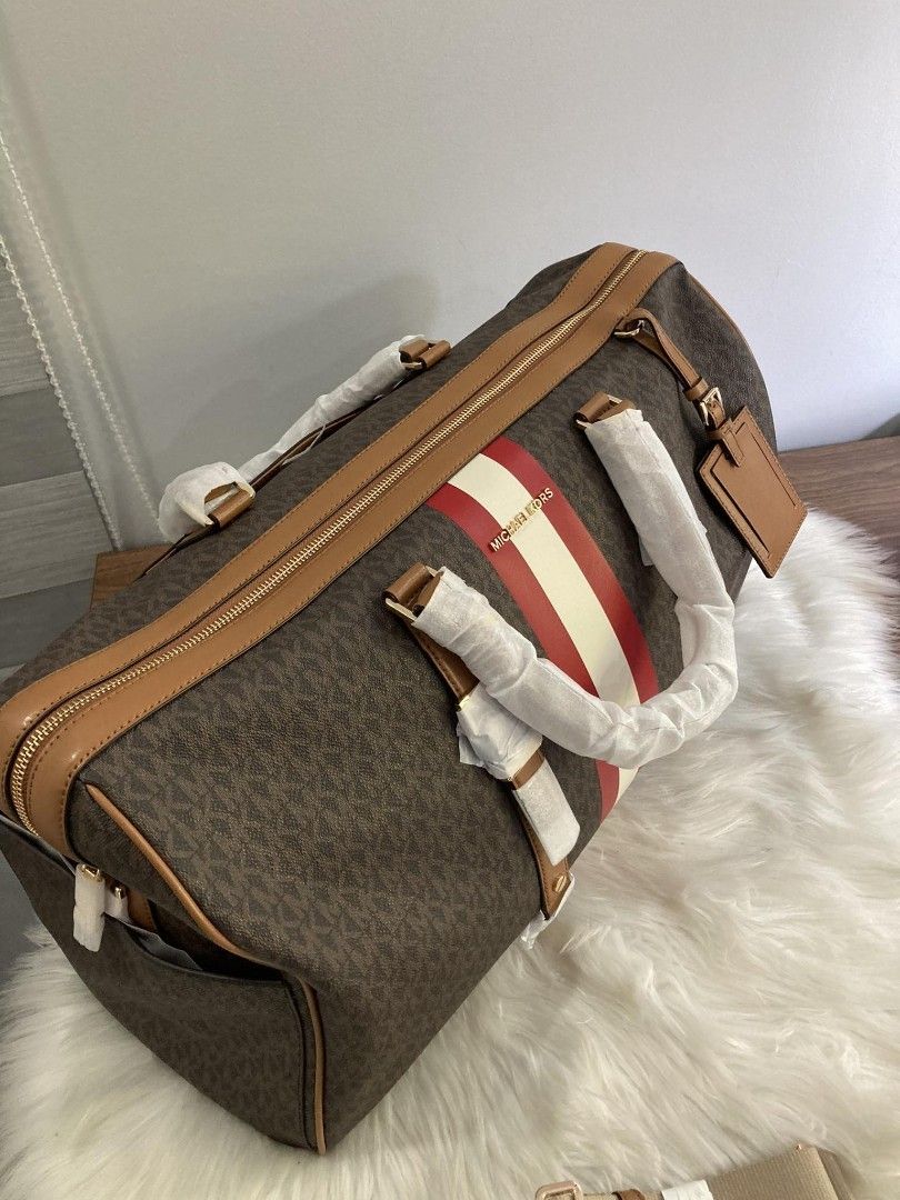 MK XL Weekender Duffle Bag (Category: Luxury Bags & Wallets) located in Mabalacat. Submitted by maiyasluxurybagshoppe (Listing ID 1241220626, Image 3). Description: .