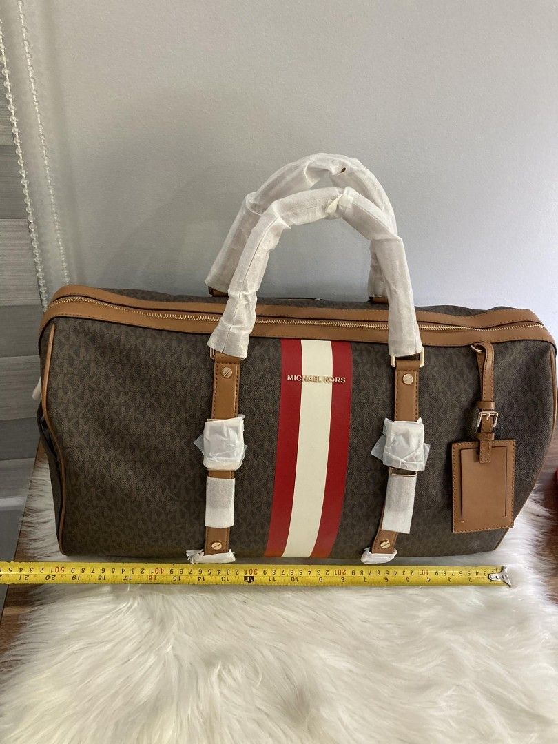 MK XL Weekender Duffle Bag (Category: Luxury Bags & Wallets) located in Mabalacat. Submitted by maiyasluxurybagshoppe (Listing ID 1241220626, Image 1). Description: .