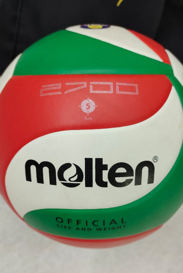 Molten Volleyball V5M 2700, Sports Equipment, Sports & Games, Racket ...