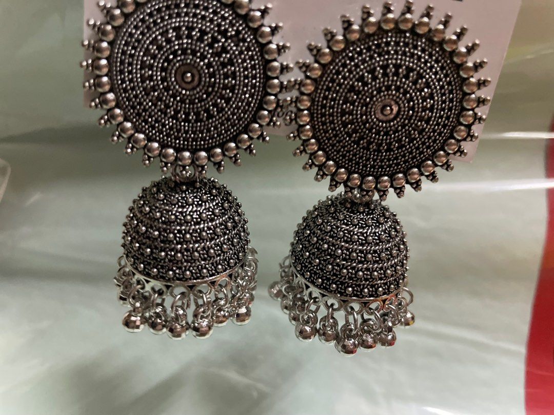Alloy metal outlet earrings