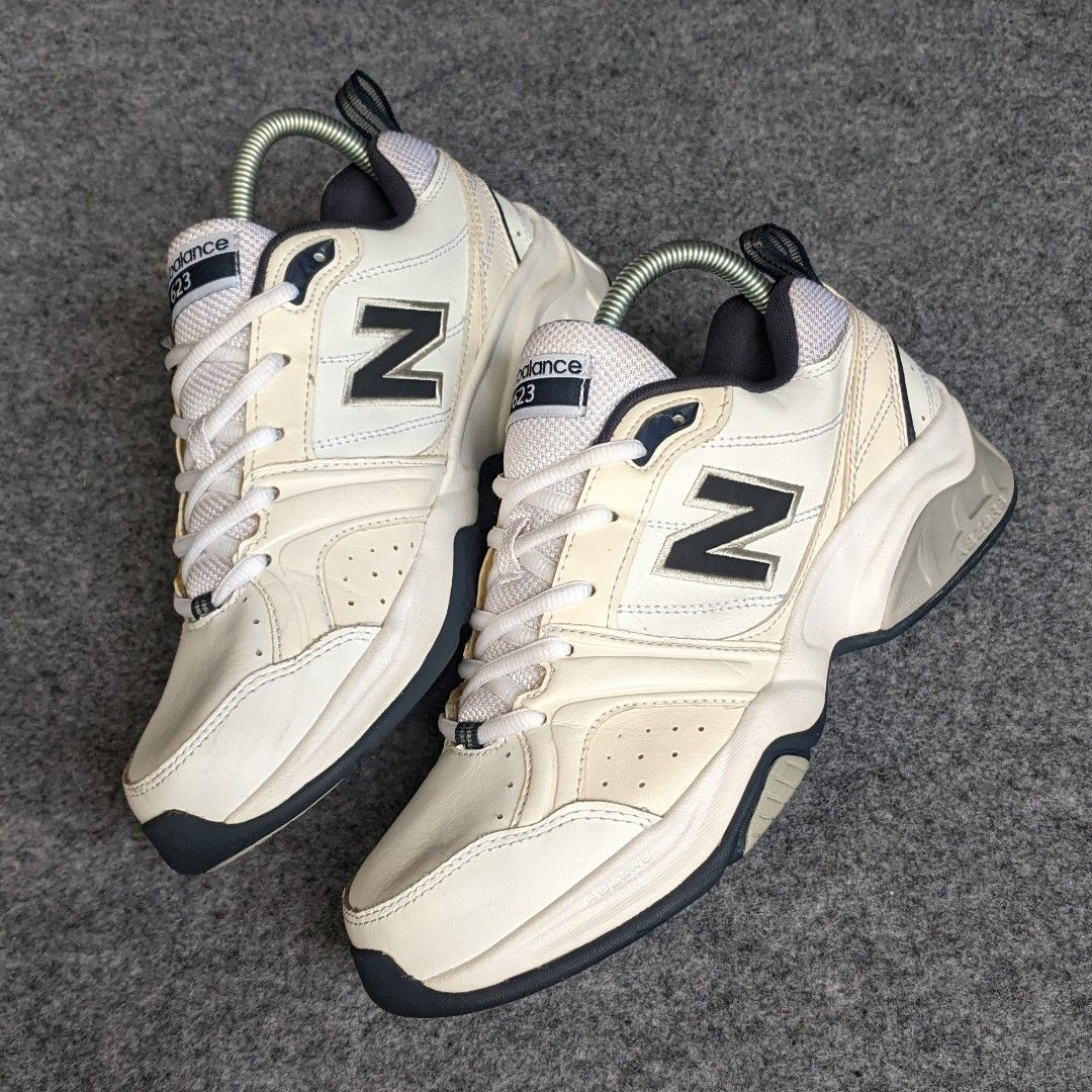 New balance 623 hot sale 40