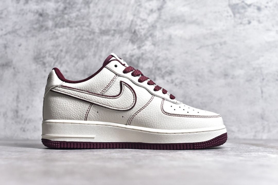 Nike air force 1 hotsell 7 3 white red