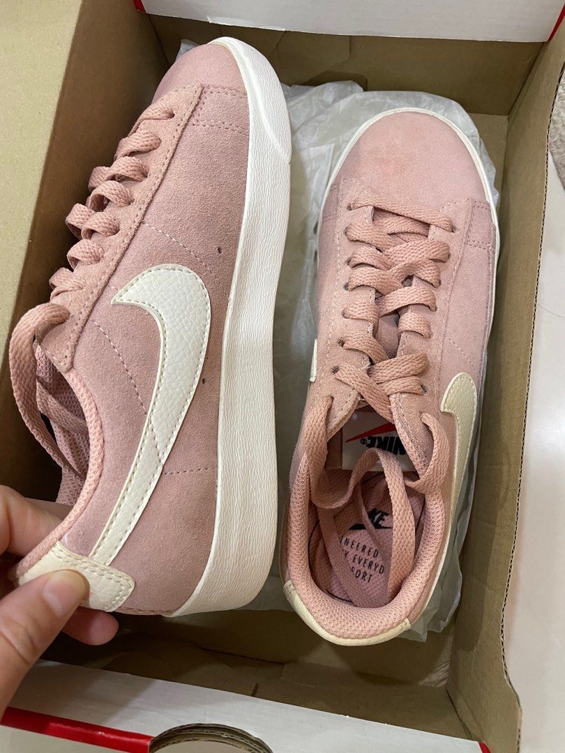 sportscene ladies nike sneakers