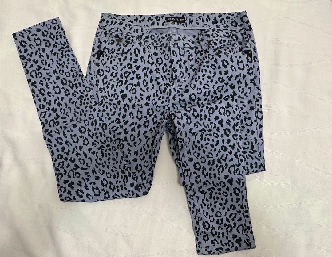 ONLY Leopard Leggings Women s Fashion Bottoms Jeans Leggings