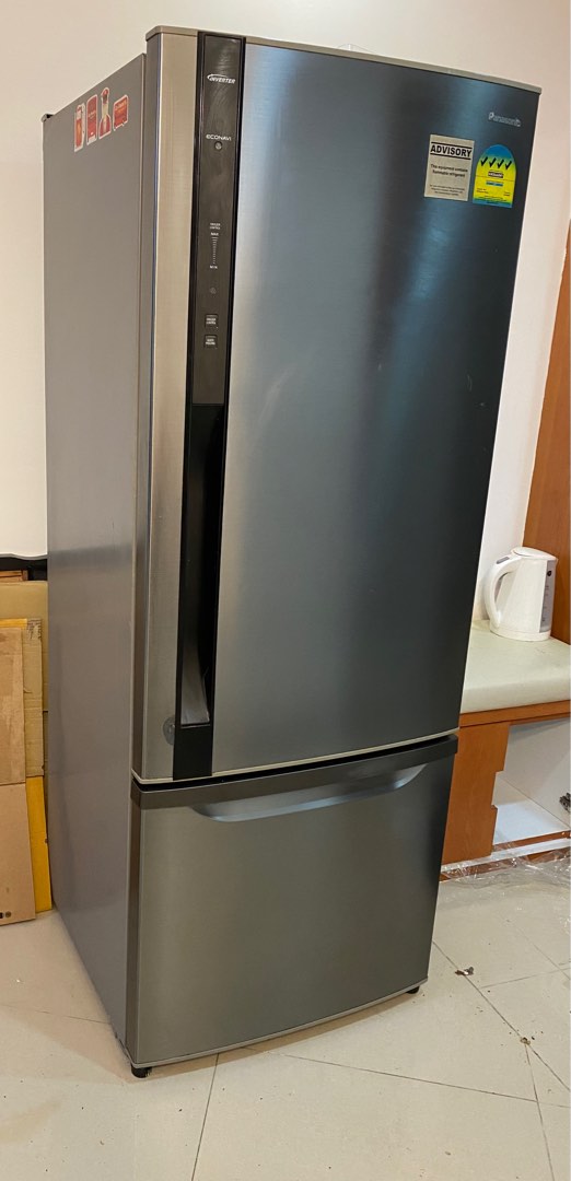 Panasonic Fridge bottom freezer (368 L, excellent energy efficient