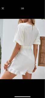 Puff sleeve romper