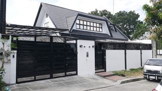 QC 9 CAR GARAGE SINGLE DETACHED House and Lot For Sale in Quezon City