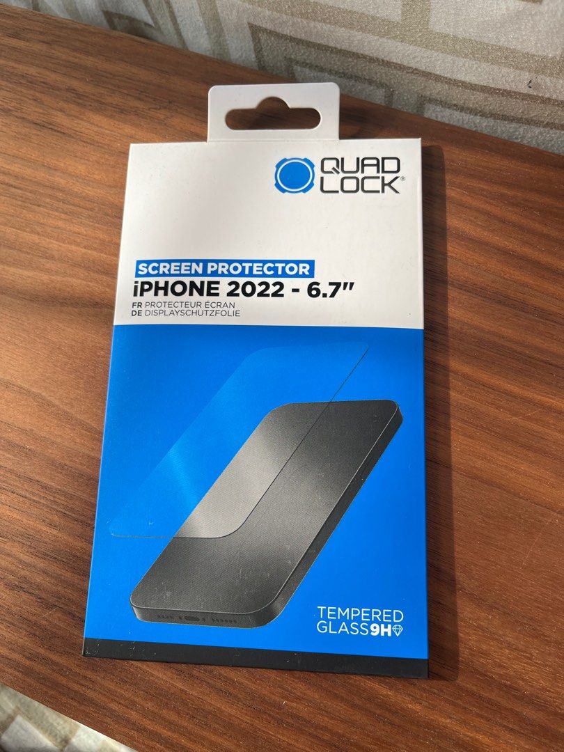 Quad Lock screen protector iphone 14 pro
