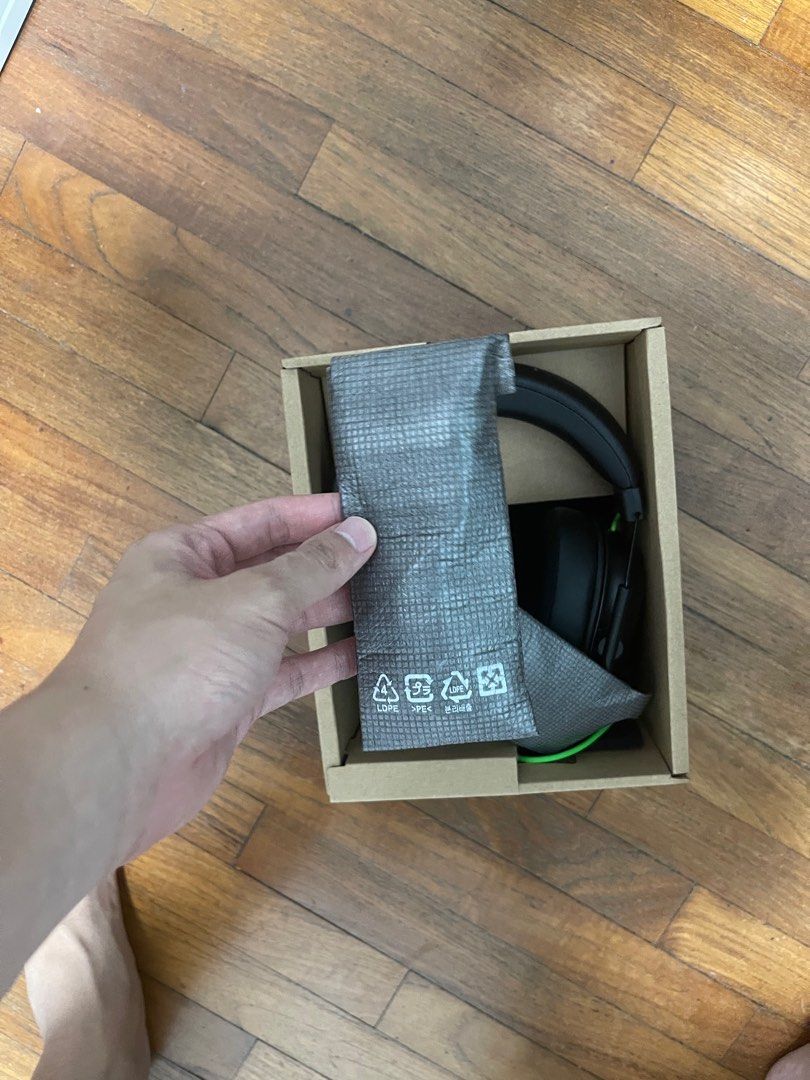 Razer Blackshark V2 X, Audio, Headphones & Headsets on Carousell