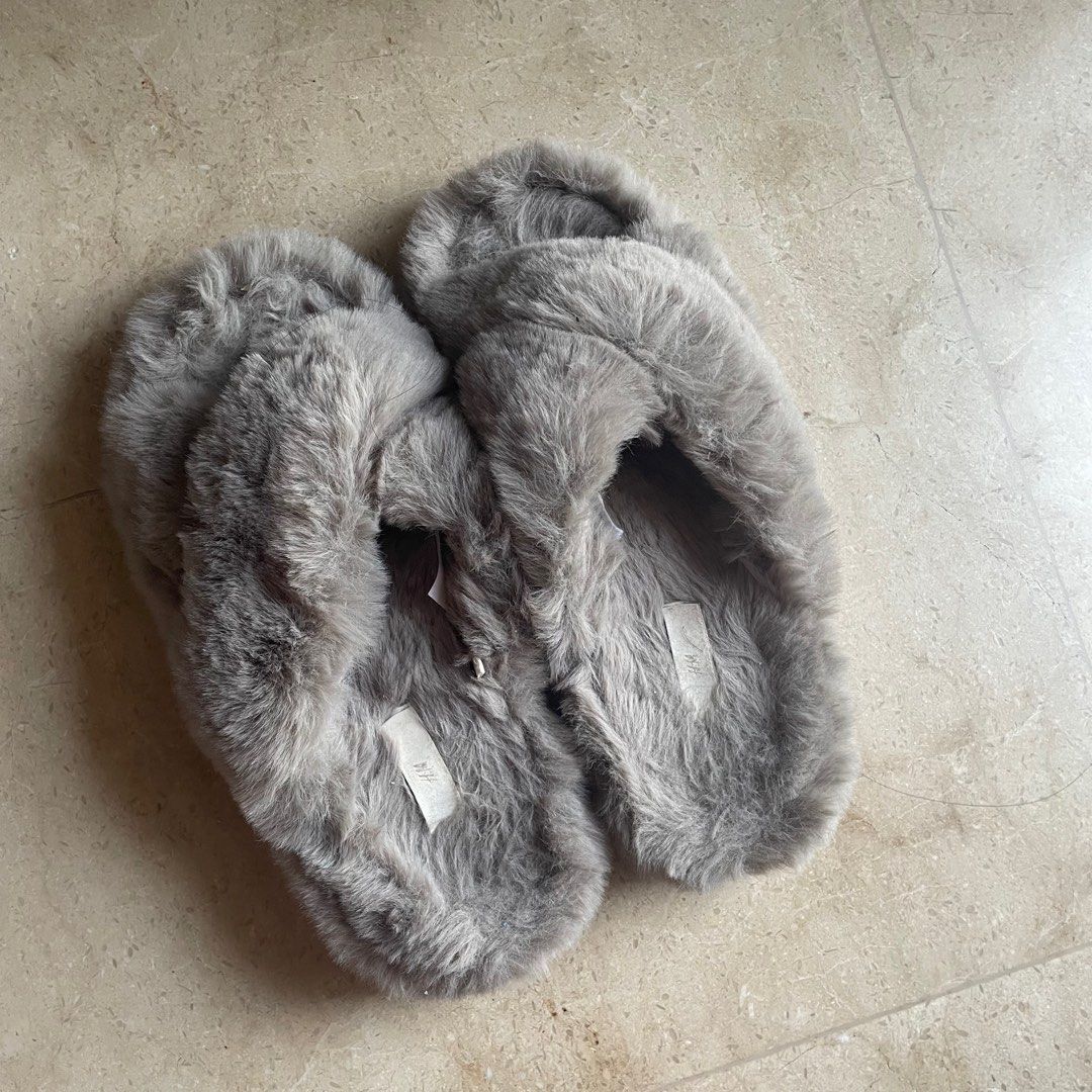 Sandal bulu 2024 h&m