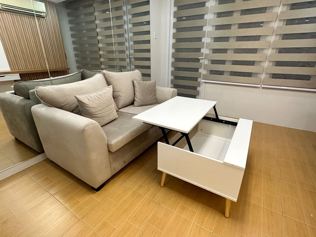 Seibu Tower Condominium (Category: Apartments & Condos) located in Quezon City. Submitted by thejowsh (Listing ID 1241264225, Image 2). Description: Newly renovated unit in Seibu Tower, 24th st, BGC 1 Br with balcony Semi furnished 45.86 sq. 21st floor owner seller Pls contact me for more information.