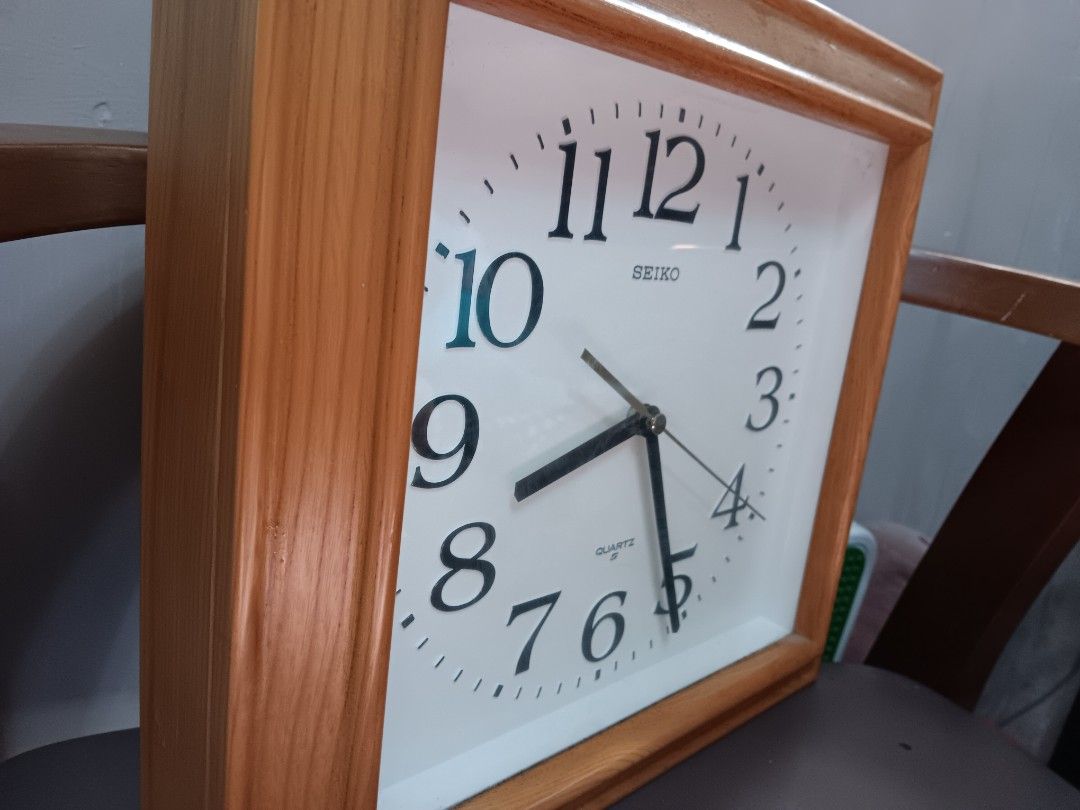 Seiko Quartz Wall Clock, Japan, Furniture & Home Living, Home Decor