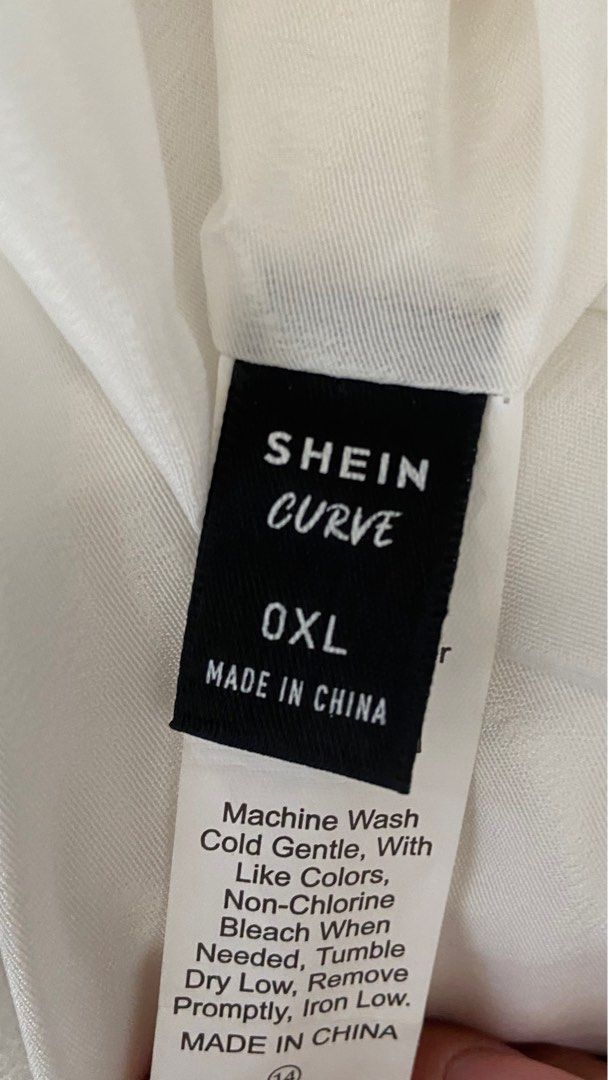 White bodycon dress for women. Size 2XL. Machine wash. By Shein Curve