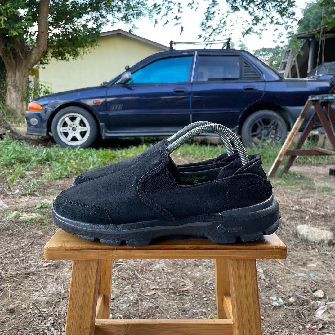 Skechers 3 top wheelers