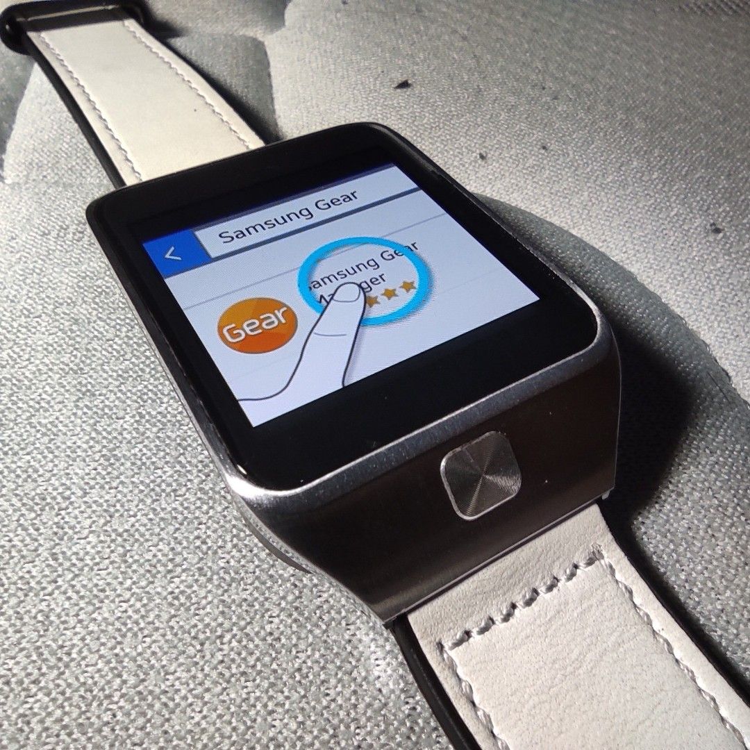 Jam samsung outlet gear 2