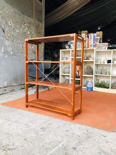 Solid wood 4-tier multi-purpose rack
Open shelves
Price : 5000

32L x 12W x 41H inches
In good condition
Code LJ 032