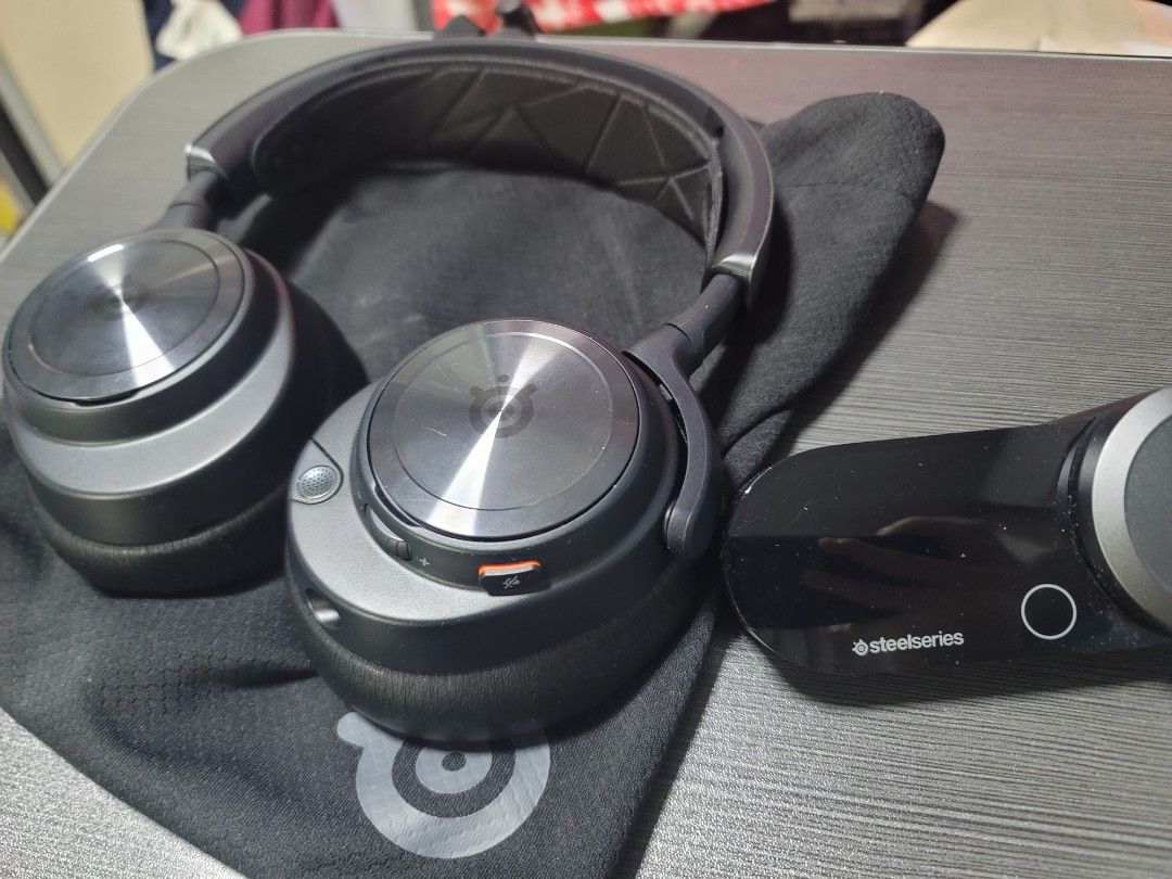 steelseries arctis nova pro 有線連dac, 音響器材, 頭戴式/罩耳式耳機