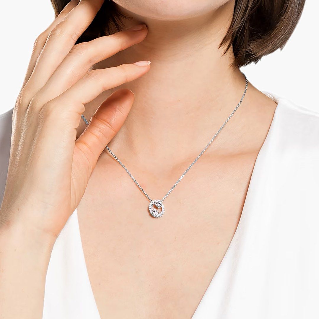 Swarovski shop cancer necklace
