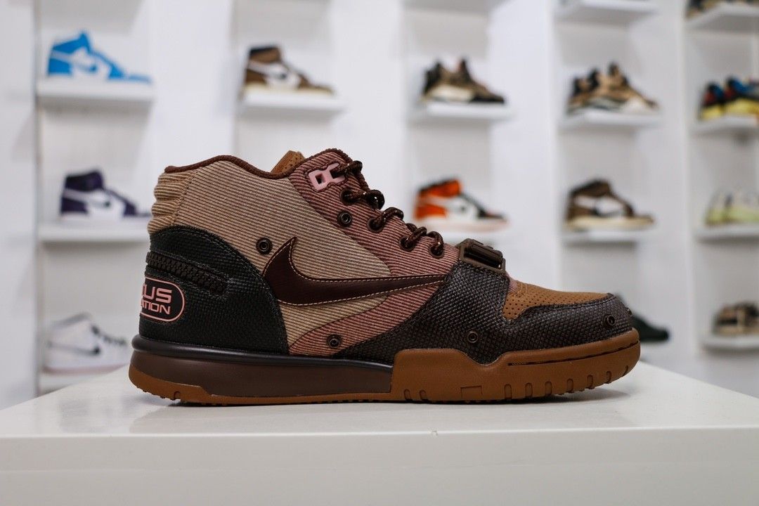 Travis Scott x Nike Air Trainner 1 SP Light Chocolate 2022