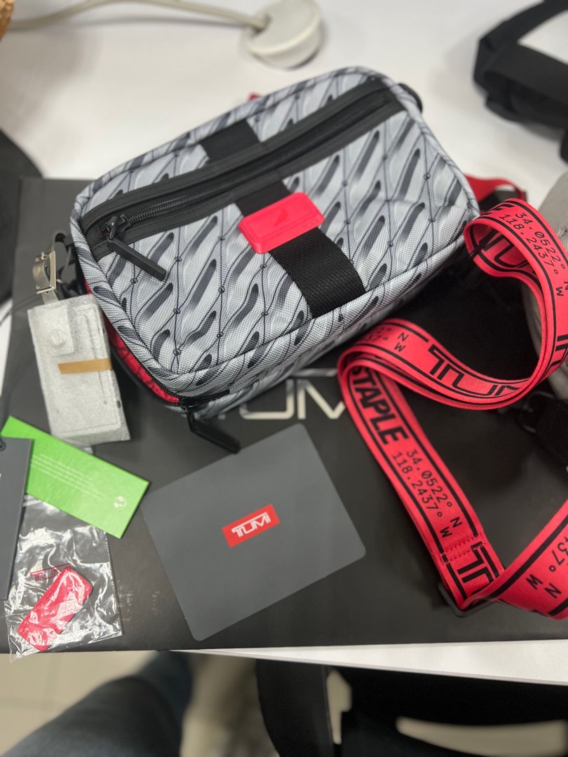 Sling bag jeff staple outlet