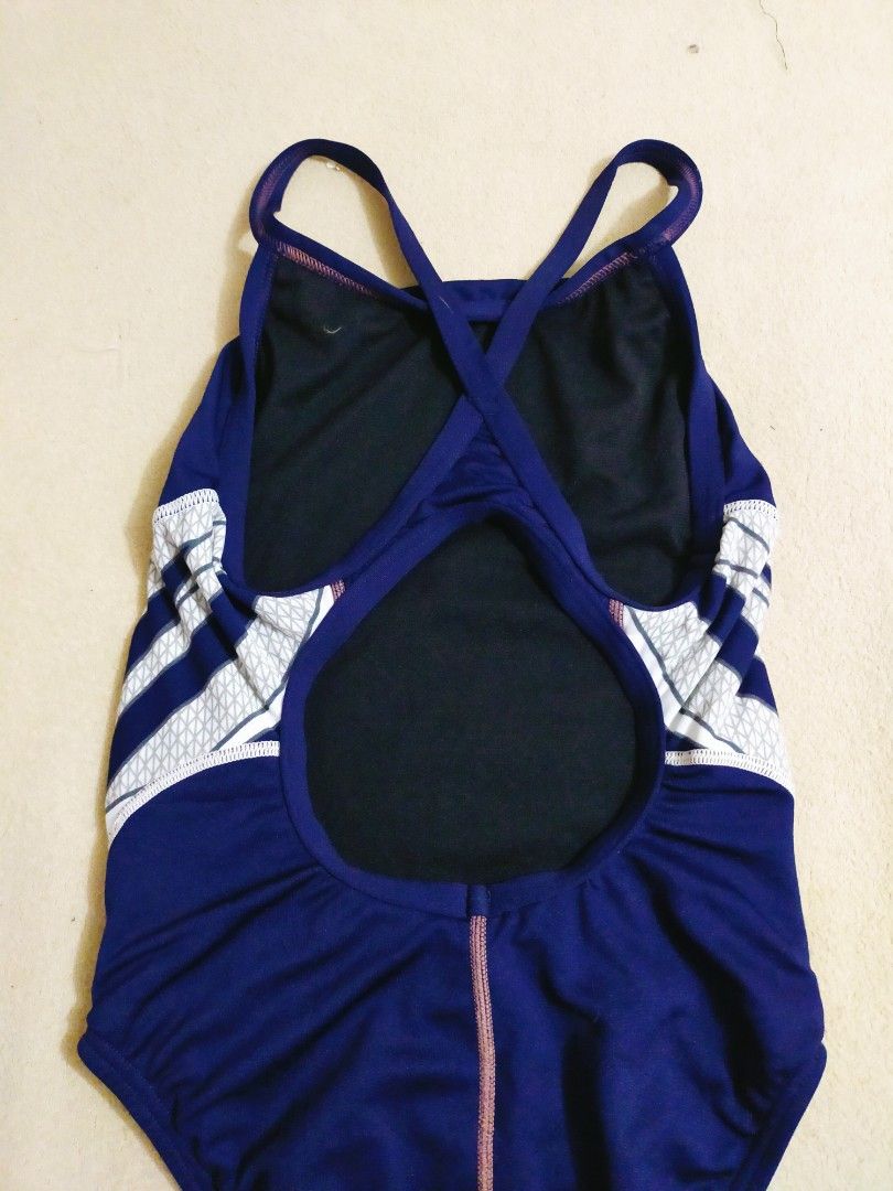 TYR GIRL'S DIAMONDFIT ONE PIECE TRAINING SWIMSUIT on Carousell