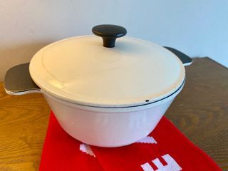 Uno Casa Enameled Cast Iron Skillet - Casserole Dish with Lid - 3.7 Quart Enamel Cookware Pot - Enameled Cast Iron Dutch Oven