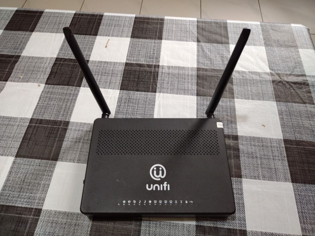 Used router, Computers & Tech, Parts & Accessories, Networking on Carousell