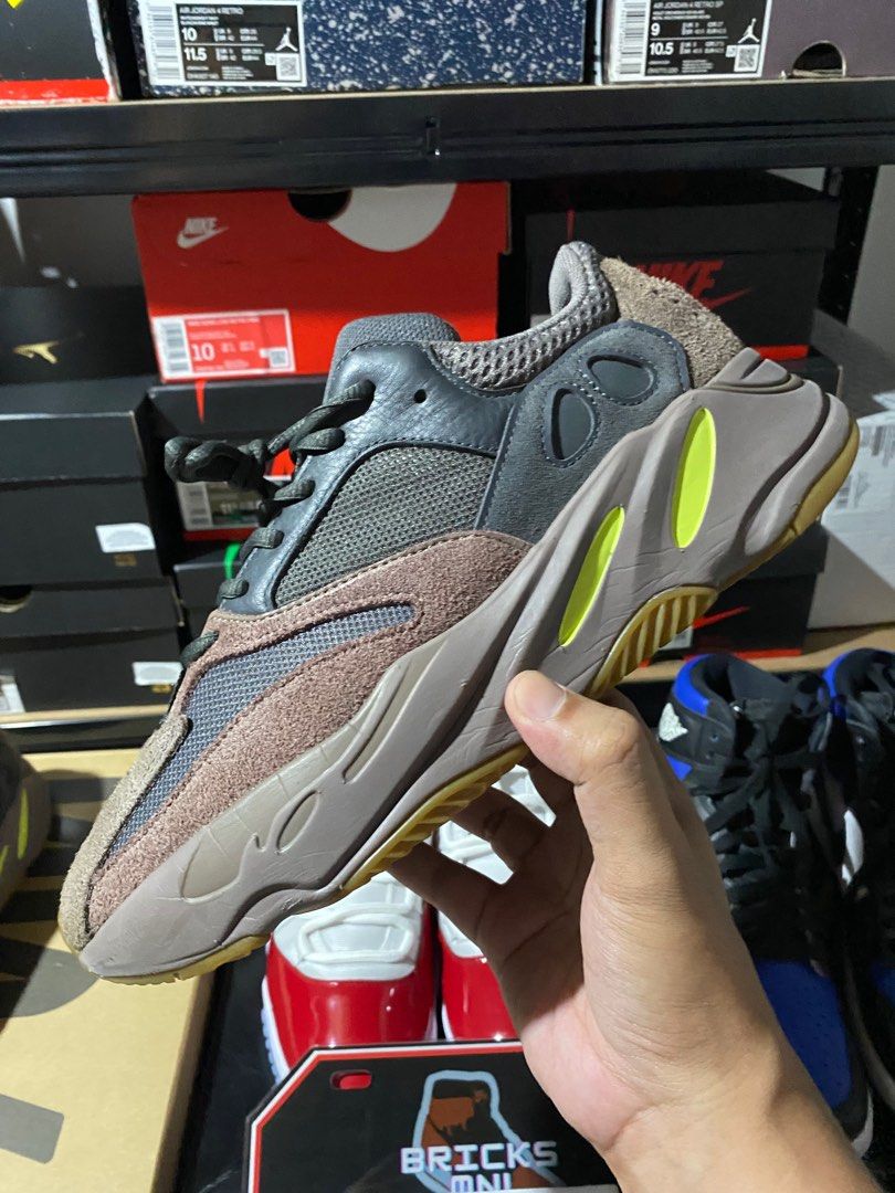 Retail yeezy sale 700 mauve