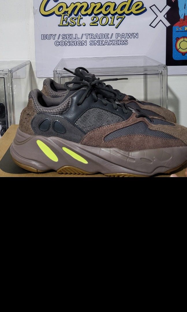 Yeezy 700 sales mauve sale