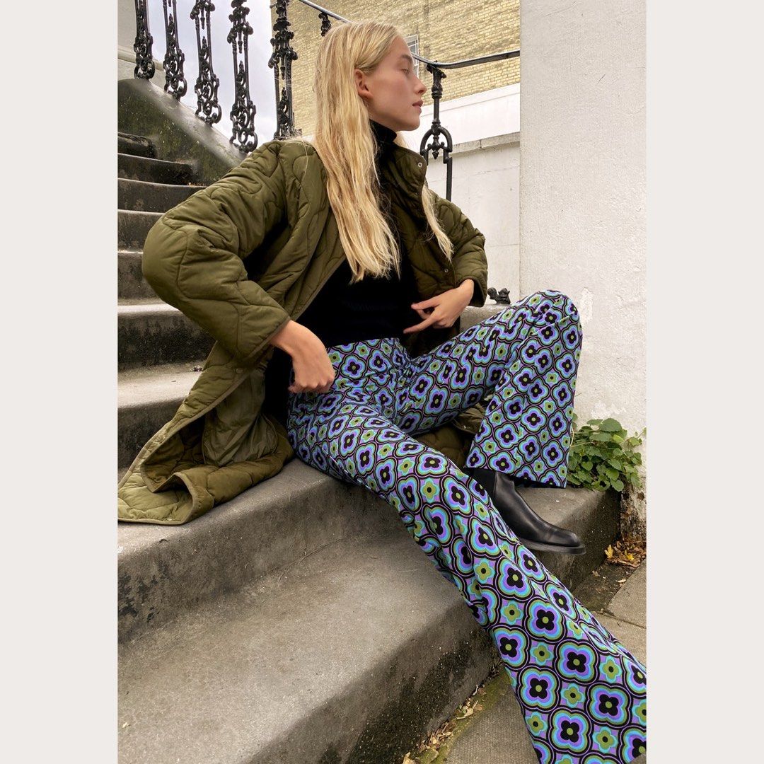 ZARA Geometric Print Flared Pants, Women's Fashion, Bottoms, Jeans