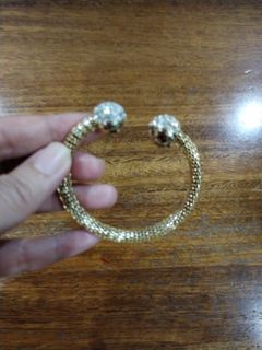 (Category: ) located in . Submitted by leenaejan (Listing ID 1241387206, Image 1). Description: .