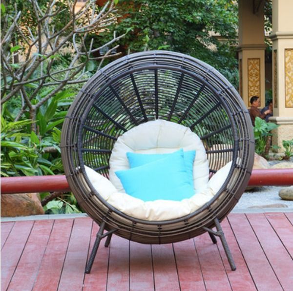Round bedroom 2025 chairs
