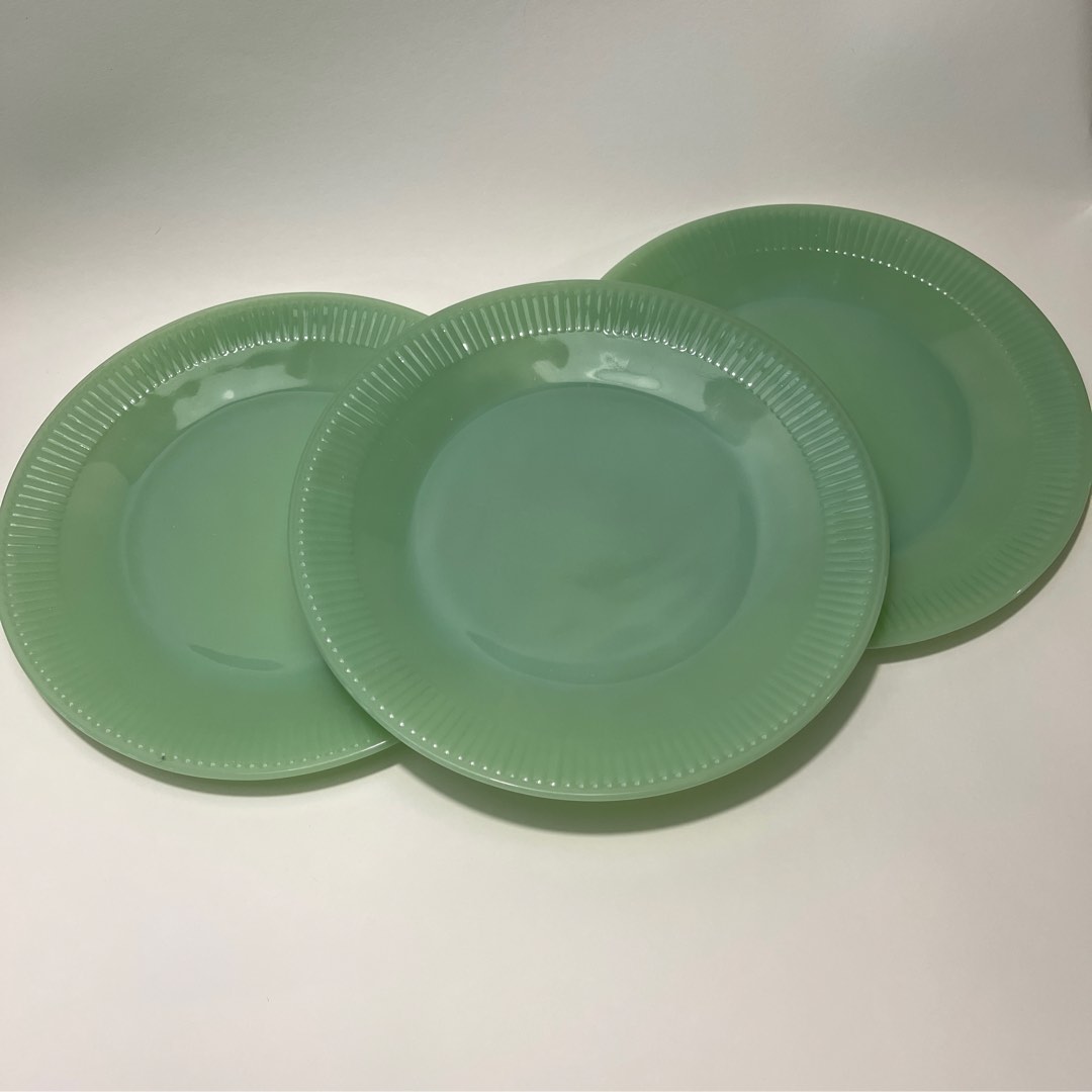 Broken goods FIRE KING 60's antique jade jade color transparent glass plate  plate tableware nostalgic - Shop Mr.Travel Genius Antique shop Plates &  Trays - Pinkoi