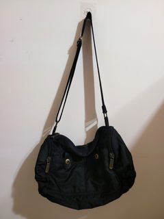 尼龍 旅行袋 斜背包 側背包 大容量 防水 黑
