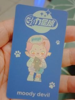 引力星球 Moody 異色款 盲盒 #23旋轉生日慶
