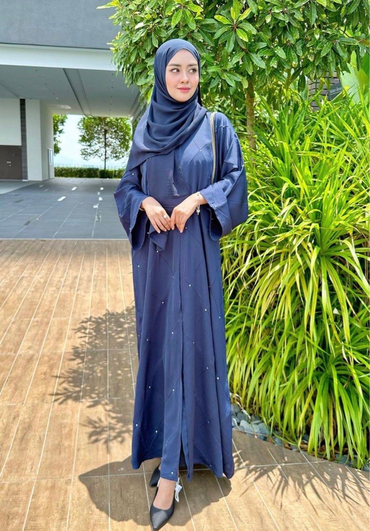 Blue diamond abaya clearance
