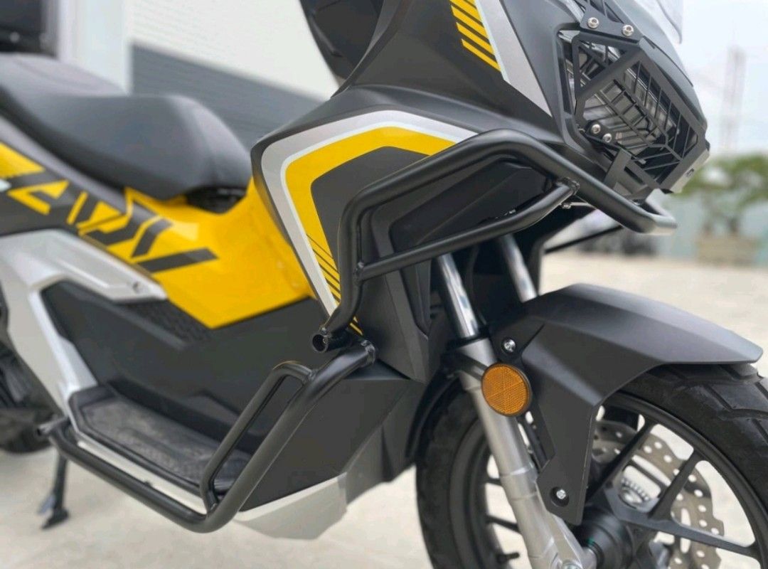 Honda ADV160 Full Crashbar, Motorbikes on Carousell