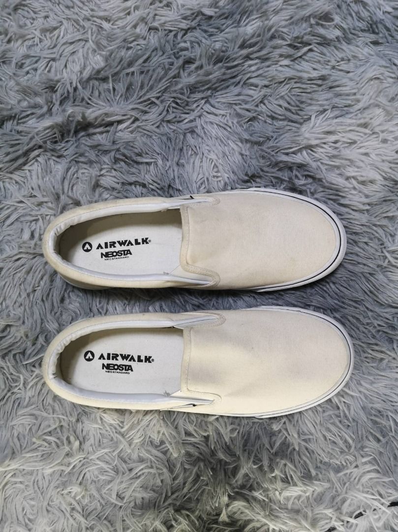 airwalk slip on black
