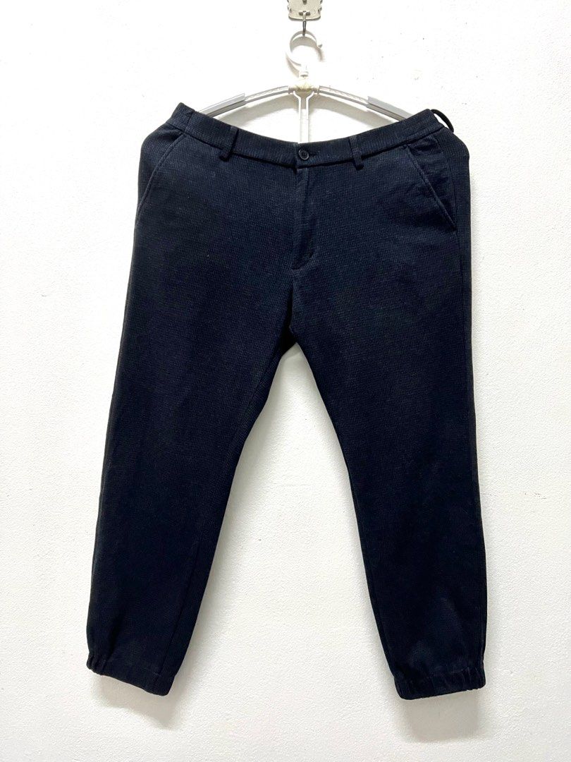 ANN3340S : uniqlo men L size smart casual jogger pants/ uniqlo drawstring  cotton wool trousers size 34, Men's Fashion, Bottoms, Trousers on Carousell